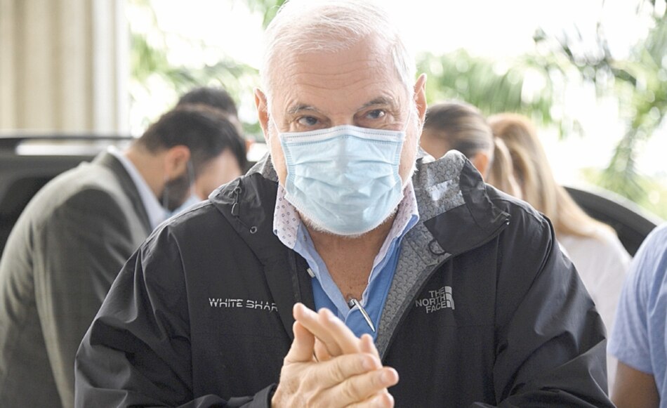 Caja de Ahorros abre cuentas a investigados por blanqueo