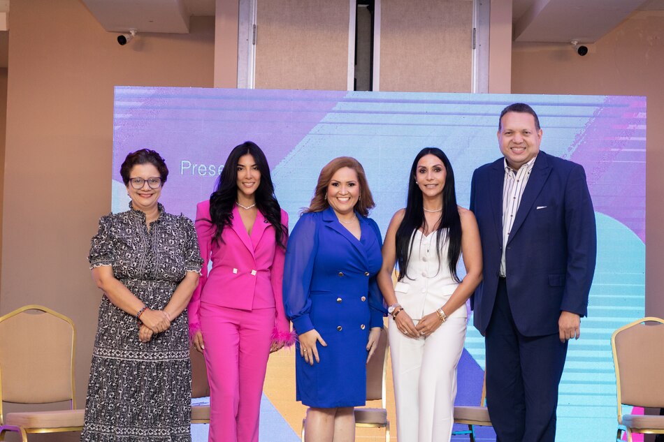 Banesco Panamá conmemora el mes de la mujer con foro sobre liderazgo y desarrollo femenino