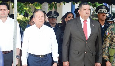  Cortizo felicita a la Policía Nacional y da espaldarazo a Pino