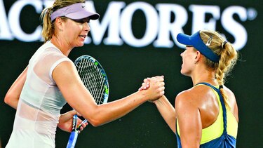 Federer y Djokovic siguen