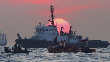 Aumenta el número de fallecidos en naufragio de ferry surcoreano