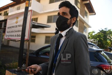 Se pospone la audiencia al periodista Juan Cajar, porque la juez tenía cita médica; director de la Policía no atendió orden de Cortizo