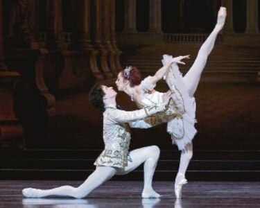 Cubanos, ¿nuevos rusos del ‘ballet’?