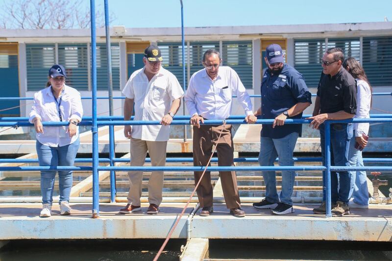 Autoridades inspeccionan planta en Chitré y anuncian medidas por crisis de agua en Azuero