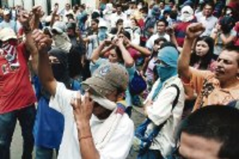 Indígenas y estudiantes se toman la Catedral de Cali