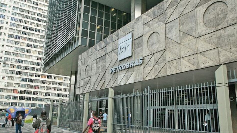 Analizan suspender venta de acciones de Braskem