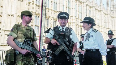 Londres investiga red de presuntos atacantes