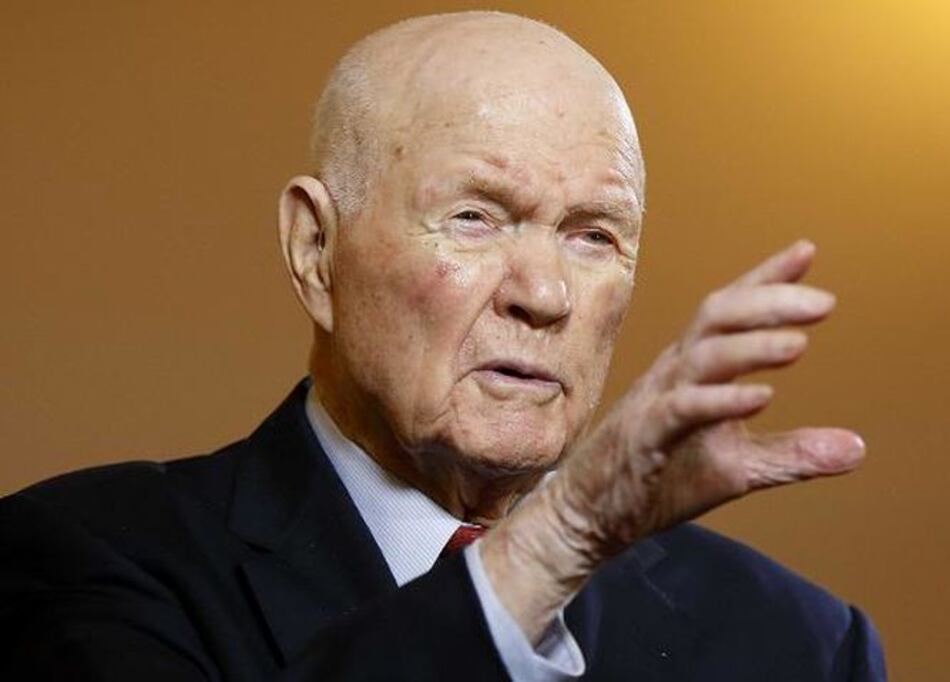 Hospitalizan al exastronauta estadounidense John Glenn