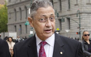 Arranca juicio por corrupción contra expresidente de Asamblea de Nueva York