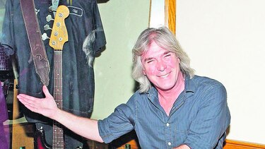 Bajista de AC/DC anuncia su retiro
