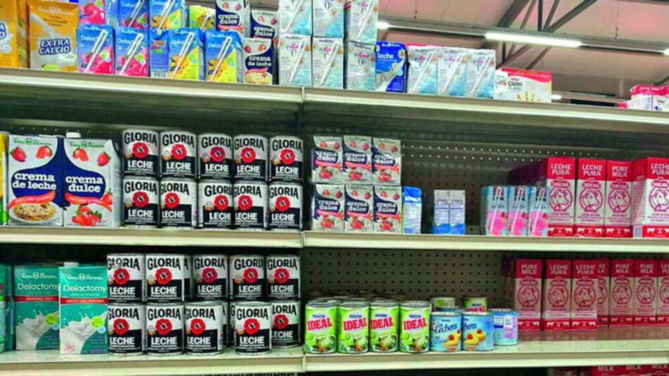 Suspenden entrada de leche de Perú