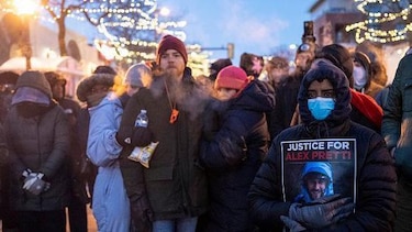 Protestas e indignación en EU tras la muerte de un manifestante en Mineápolis a manos de agentes migratorios