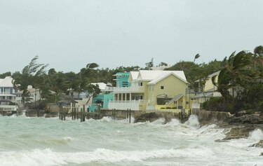 Huracán Irma se dirige a Florida, piden evacuar a más de 5 millones