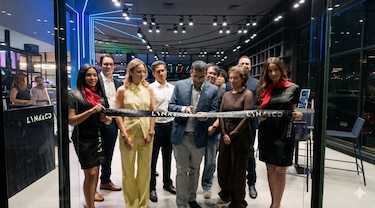 Lynk & Co inaugura su nuevo espacio en Costa del Este y presenta su tecnología Plug-in Hybrid en Panamá