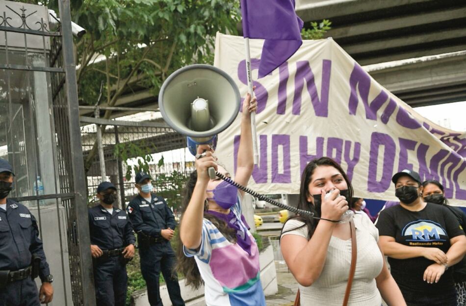 Panamá aún tiene obstáculos que superar en cuanto a paridad política, según estudio