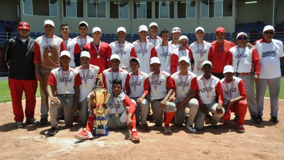 Coclé, campeón invicto del Juvenil AA