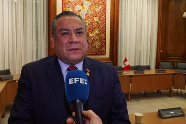 El Gobierno de Perú anuncia estado de emergencia y despliegue de Fuerzas Armadas en Lima