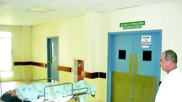 Preparan licitación de quirófanos para hospitales de Azuero