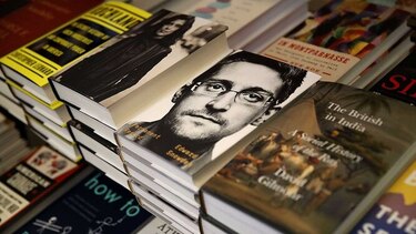 Departamento de Justicia de Estados Unidos demanda a Snowden por su nuevo libro