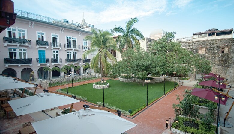 Un hotel que revive la historia