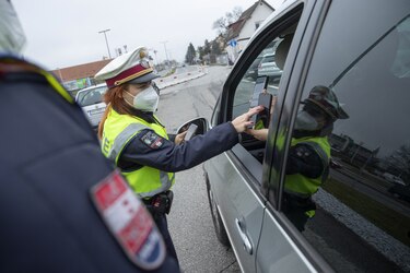 Austria se blinda contra la Covid-19: confina a los no vacunados e inmuniza a los niños en Viena