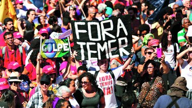 Ley de pensiones avanza en Brasil