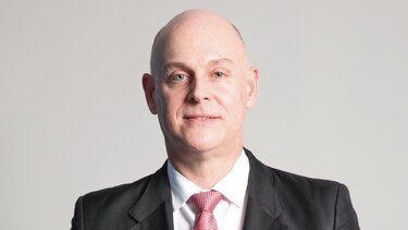 Carlos Guevara Mann : ‘La reforma degeneró en una vulgar rebatiña’