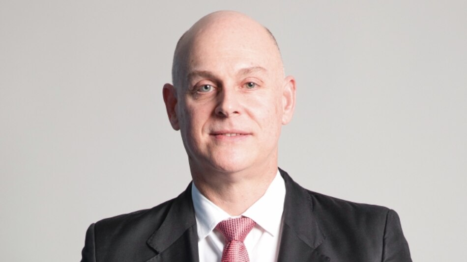 Carlos Guevara Mann : ‘La reforma degeneró en una vulgar rebatiña’