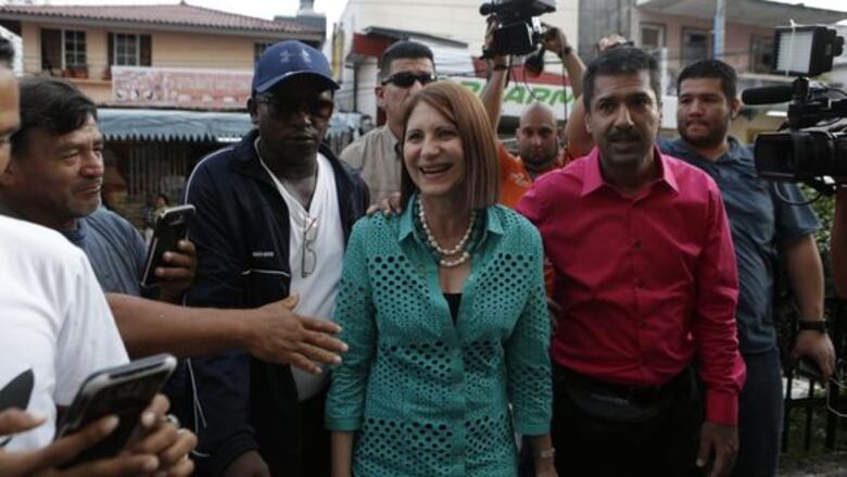 Magistrado juez y forenses acudieron al hospital para conocer el estado de Martinelli