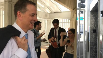 Martinelli seguirá detenido, mientras el juez revisa la viabilidad de su extradición