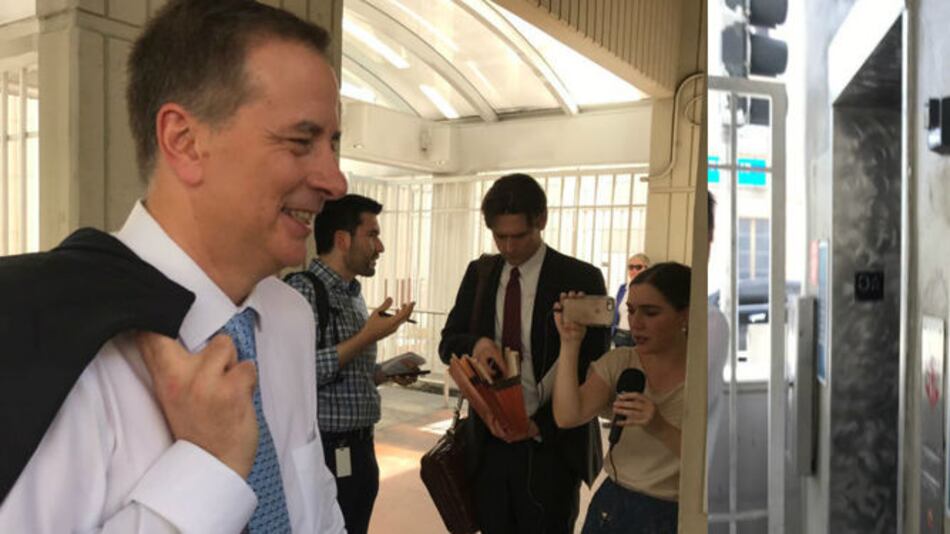 Martinelli seguirá detenido, mientras el juez revisa la viabilidad de su extradición