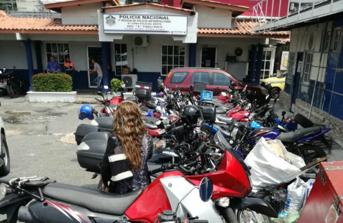Policía Nacional libera a periodista de 'La Prensa' que circulaba en motocicleta