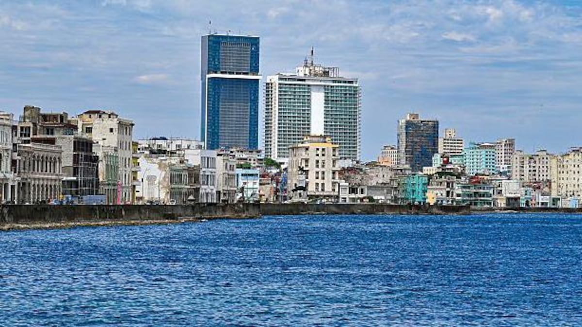 Hoteles Meliá, Iberostar y Blue Diamond cesan operaciones en Cuba 'con efecto inmediato'