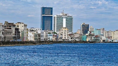 Hoteles Meliá, Iberostar y Blue Diamond cesan operaciones en Cuba ‘con efecto inmediato’