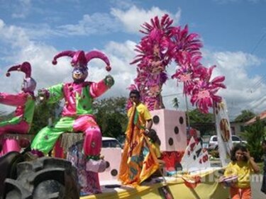 Carnavalito de La Pintada exhibe esplendor folclórico