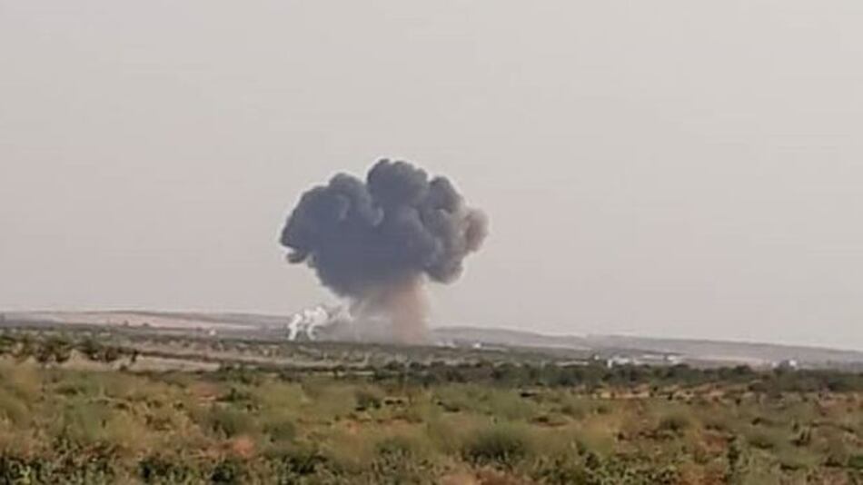 Yihadistas derriban avión del régimen sirio y capturan al piloto