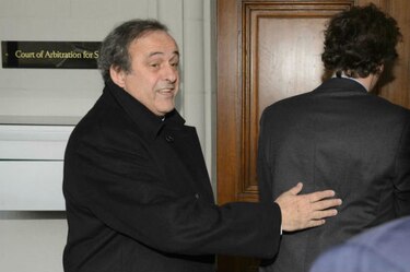 Sanción para Platini será por varios años, adelanta portavoz de la Comisión de Ética
