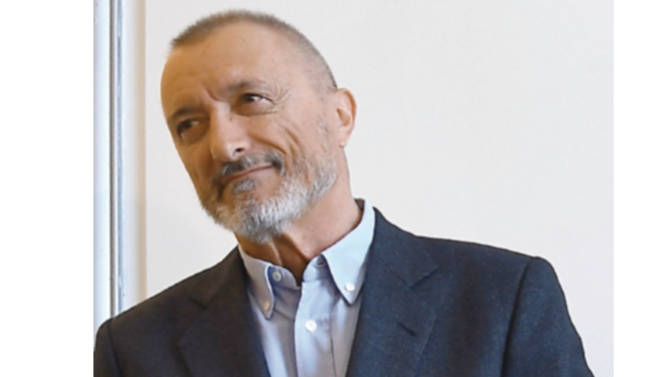 Pérez-Reverte se sumerge en la Guerra Civil española