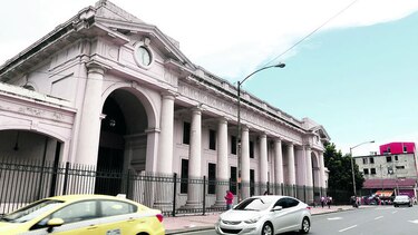 INAC, una entidad en el abandono