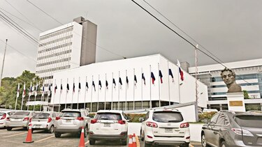 Presentan siete amparos contra suspensión de la planilla 002 de la Asamblea