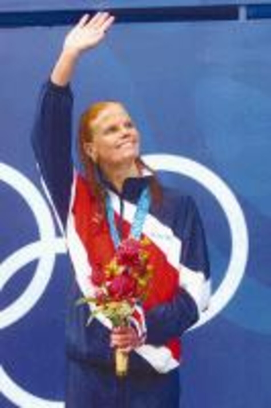 Poll sigue firme en la elite de la natación