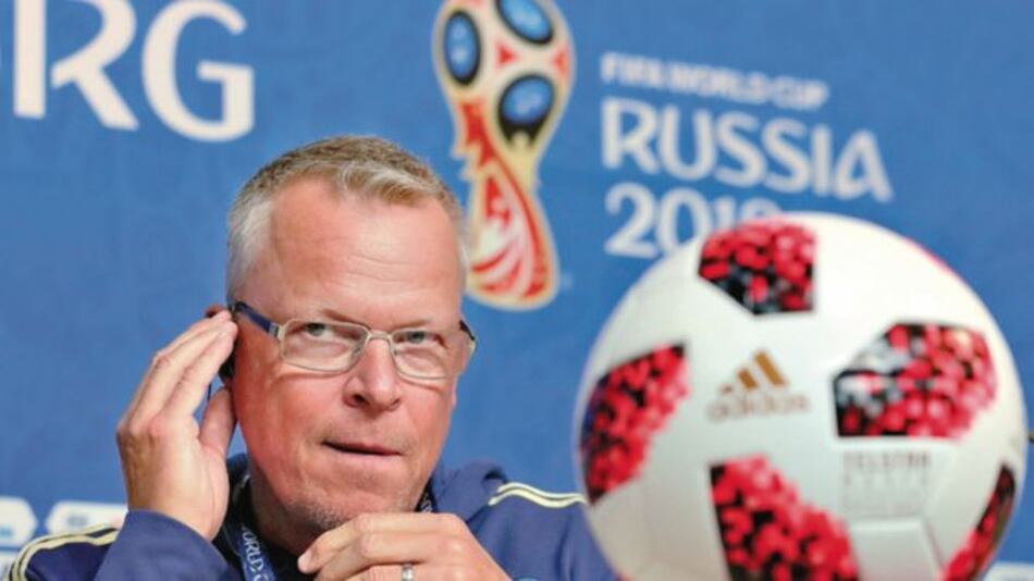 Técnico sueco se reconforta con la eliminación de grandes