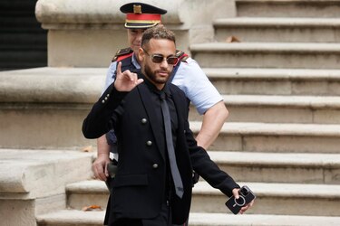 Neymar agradece a Bolsonaro por haberlo apoyado en su momento ‘más difícil’