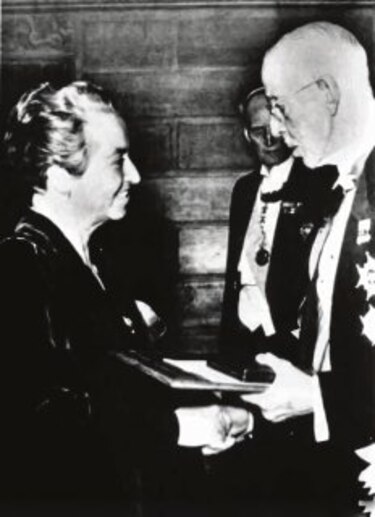 La voz americana en el mundo