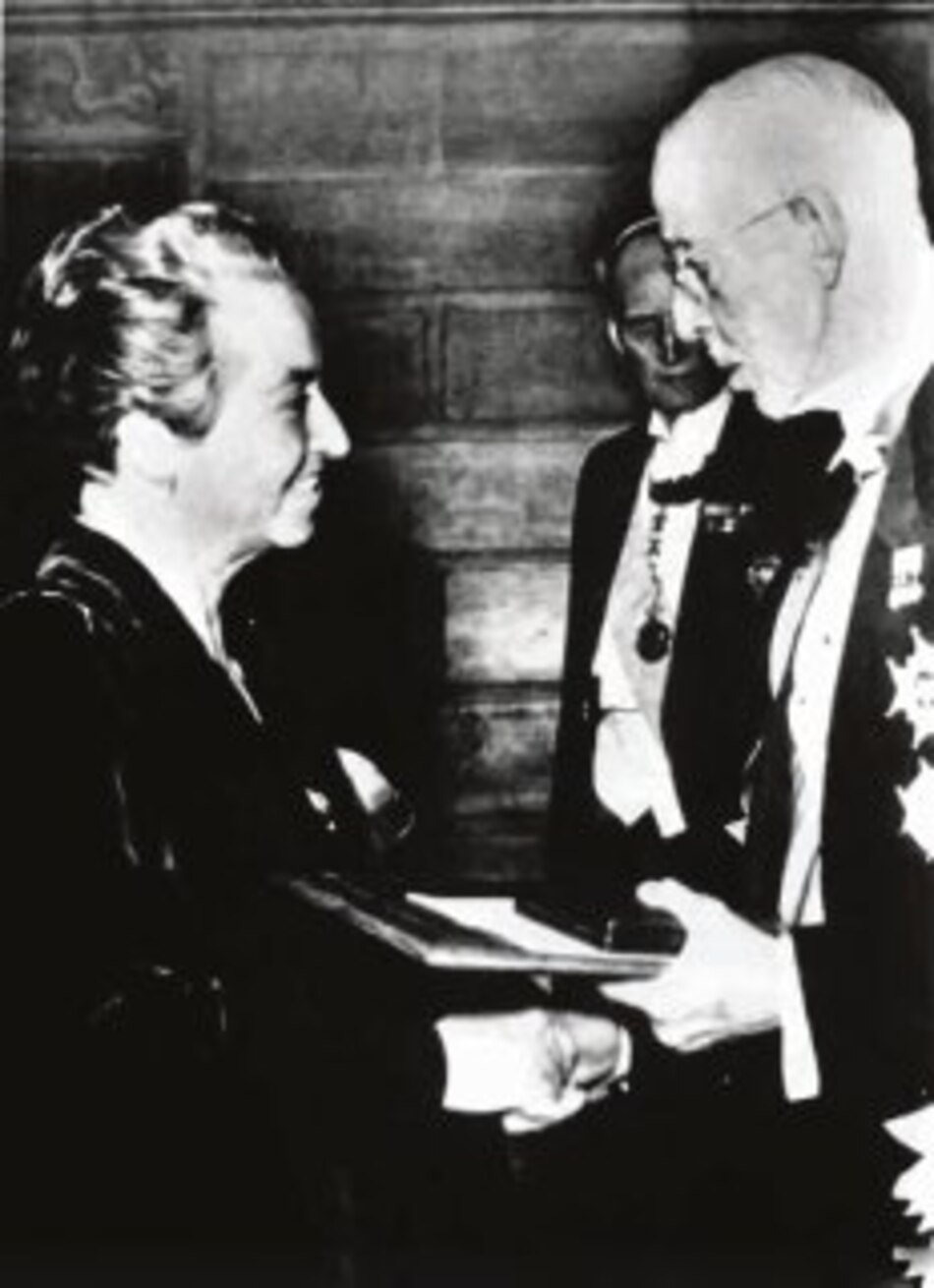 La voz americana en el mundo