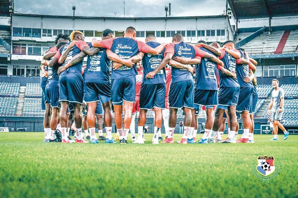 Panamá se examina ante México