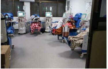 Basura, hacinamiento y equipos dañados: lo habitual en los hospitales públicos