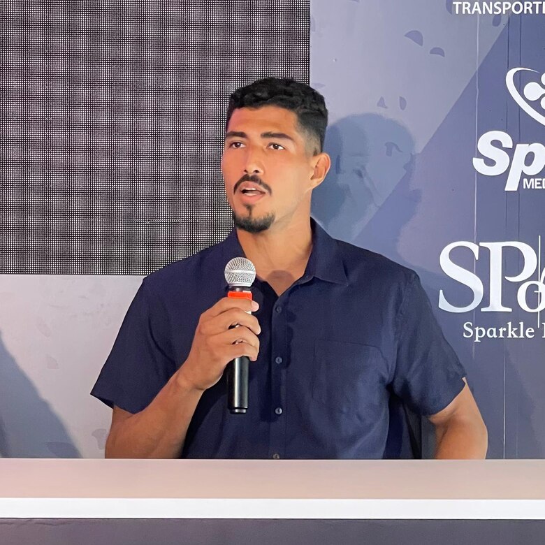 Marcos de León: el portero veragüense que enfrentará a Messi y Suárez