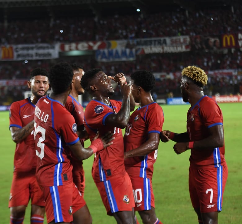 Sonrían: Panamá golea a Costa Rica y ya está en la Copa América