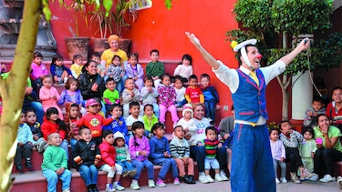 De oficio, divertir a las personas